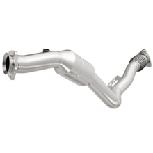 Load image into Gallery viewer, MagnaFlow Direct Fit Catalytic Converter 04/06 VW Phaeton 4.2L Front Driver Side