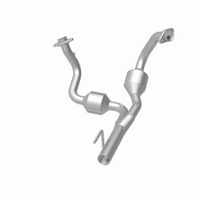 Load image into Gallery viewer, MagnaFlow Direct Fit Catalytic Converter 04 Jeep Grand Cherokee 4.7L