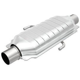 MagnaFlow Universal Catalytic Converter 2Air 19.5X7X4 2.25X2.25