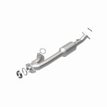 Load image into Gallery viewer, MagnaFlow Direct Fit Catalytic Converter 05-07 4-Run/FJ P/S rr OEM