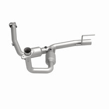 Load image into Gallery viewer, MagnaFlow Direct Fit Catalytic Converter 99-01 G Cherokee Front 4.7L