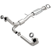 Load image into Gallery viewer, MagnaFlow DF Catalytic Conv 00-04 Chevy S10 Pickup 4.3L 2WD A/T / 00-04 GMC Sonoma 4.3L 2WD A/T