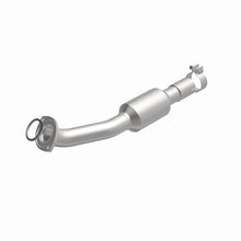 Load image into Gallery viewer, MagnaFlow Direct Fit Catalytic Converter 09-12 Toyota RAV4 2.5 3.5 Underbody