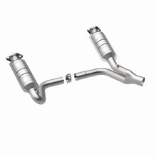 Load image into Gallery viewer, MagnaFlow Direct Fit Catalytic Converter RAIDER- 2006 8 4.7L OEM
