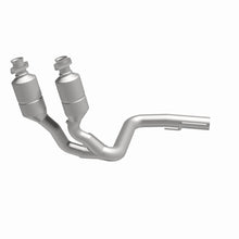 Load image into Gallery viewer, MagnaFlow Direct Fit Catalytic Converter 99-00 Grand Cherokee 4.0L