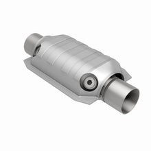 Load image into Gallery viewer, MagnaFlow Universal Catalytic Converter 3 W/Dual O2 Boss
