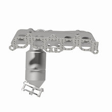 Load image into Gallery viewer, MagnaFlow Direct Fit Catalytic Converter 97-01 Camry 2.2 manif OEM