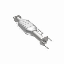 Load image into Gallery viewer, MagnaFlow Direct Fit Catalytic Converter Jeep Wrangler 00-04 OEM