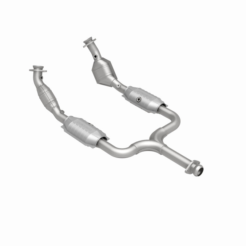 MagnaFlow Direct Fit Catalytic Converter 01-04 Ford Mustang 3.8L CA