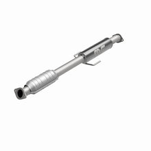 Load image into Gallery viewer, MagnaFlow Direct Fit Catalytic Converter 2012 Hyundai Sonata 2.0L
