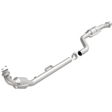Load image into Gallery viewer, MagnaFlow Direct Fit Catalytic Converter 98-03 Mercedes E320 3.2L