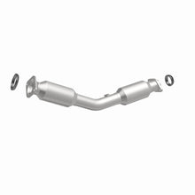 Load image into Gallery viewer, MagnaFlow Direct Fit Catalytic Converter California Grade CARB Compliant 09-12 Nissan Sentra L4 2.0L