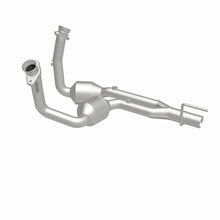 Load image into Gallery viewer, MagnaFlow Direct Fit Catalytic Converter 04 Jeep Grand Cherokee 4.7L