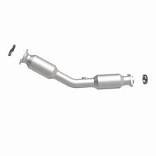Load image into Gallery viewer, MagnaFlow Direct Fit Catalytic Converter California Grade CARB Compliant 09-12 Nissan Sentra L4 2.0L
