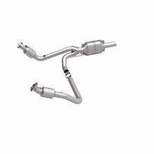 Load image into Gallery viewer, MagnaFlow Direct Fit Catalytic Converter 94-99 Ram 1500/2500