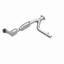 Load image into Gallery viewer, MagnaFlow Direct Fit Catalytic Converter 03-04 Exped Passenger Side 4.6L