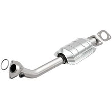 Load image into Gallery viewer, MagnaFlow DF Catalytic Conv 01-03 Infiniti QX4 3.5L P/S Rear / 01-04 Nissan Pathfinder 3.5L P/S Rear