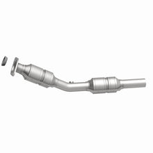 Load image into Gallery viewer, MagnaFlow Direct Fit Catalytic Converter 03-04 Pontiac Vibe 1.8L