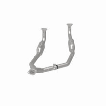 Load image into Gallery viewer, MagnaFlow Direct Fit Catalytic Converter OEM 2003 Land Rover Discovery Underbody
