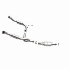 Load image into Gallery viewer, MagnaFlow Direct Fit Catalytic Converter 02-04 Explorer 4.6L