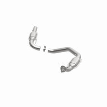Load image into Gallery viewer, MagnaFlow Direct Fit Catalytic Converter 07-08 Express 2500 4.8L Driver Side