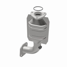 Load image into Gallery viewer, MagnaFlow Direct Fit Catalytic Converter 99-03 Chevy Tracker 2.0L