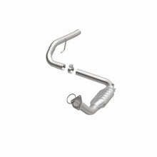 Load image into Gallery viewer, MagnaFlow Direct Fit Catalytic Conv 02-06 Cadillac Escalade / 02-06 GM Yukon (Inc Denali) 6.0L D/S