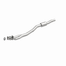 Load image into Gallery viewer, MagnaFlow Direct Fit Catalytic Converter 97-98 BMW 540I / 97-98 740I / 96-98 740IL 4.4L D/S
