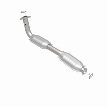 Load image into Gallery viewer, MagnaFlow Direct Fit Catalytic Converter 07-08 4.7L Tundra P/S OEM