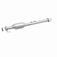 Load image into Gallery viewer, MagnaFlow Direct Fit Catalytic Converter 2000 Chevy Tracker 1.6L