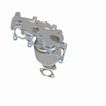 Load image into Gallery viewer, MagnaFlow Direct Fit Catalytic Converter 07-09 Hyundai Santa Fe 2.7L