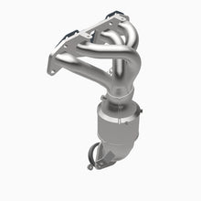 Load image into Gallery viewer, MagnaFlow Direct Fit Catalytic Converter 02-06 Sentra 2.5L OEM