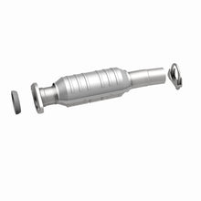 Load image into Gallery viewer, MagnaFlow Direct Fit Catalytic Converter 04-06 Toyota Sienna 3.3L AWD Rear