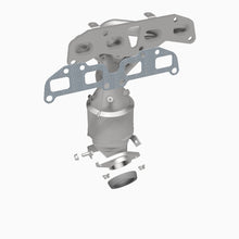 Load image into Gallery viewer, MagnaFlow Direct Fit Catalytic Converter 02-06 Sentra 2.5L OEM