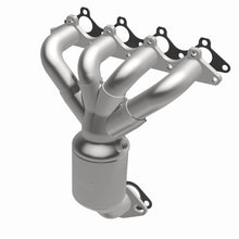 Load image into Gallery viewer, MagnaFlow Direct Fit Catalytic Converter 00-02 Hyundai Accent 1.5L
