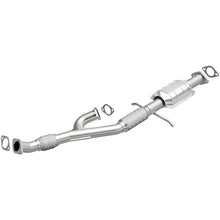 Load image into Gallery viewer, MagnaFlow Direct Fit Catalytic Converter 02-06 Kia Optima 2.7L