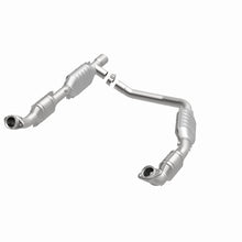 Load image into Gallery viewer, MagnaFlow Direct Fit Catalytic Converter Ford E350 Van 06 5.4L OEM
