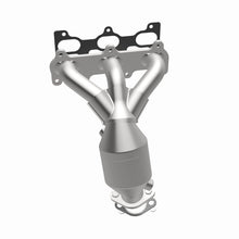 Load image into Gallery viewer, MagnaFlow Direct Fit Catalytic Converter 02-06 Hyundai Sonata 2.7L