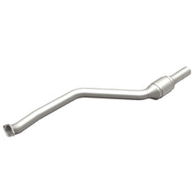 Load image into Gallery viewer, MagnaFlow Direct Fit Catalytic Converter BMW 3 06-09 Front OEM