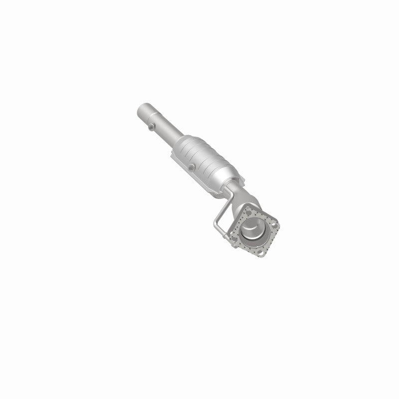 MagnaFlow Direct Fit Catalytic Converter 06-08 Volkswagen Jetta/Rabbit 2.5L (49 State)