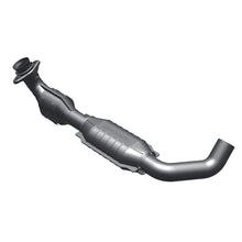 Load image into Gallery viewer, MagnaFlow Direct Fit Catalytic Converter 04-06 F-150 Pickup 5.4L 2WD D/S