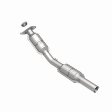 Load image into Gallery viewer, MagnaFlow Direct Fit Catalytic Converter 03-04 Pontiac Vibe 1.8L