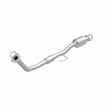 Load image into Gallery viewer, MagnaFlow Direct Fit Catalytic Converter Toyota Camry 2.2L