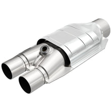 Load image into Gallery viewer, MagnaFlow Universal Catalytic Converter 2/3 D/S Single O2 Boss