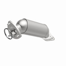 Load image into Gallery viewer, MagnaFlow Direct Fit Catalytic Converter 07-08 GM SUV 3.6L Rear OEM