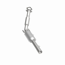 Load image into Gallery viewer, MagnaFlow Direct Fit Catalytic Converter 06-08 Volkswagen Jetta/Rabbit 2.5L (49 State)