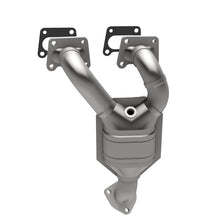 Load image into Gallery viewer, MagnaFlow Direct Fit Catalytic Converter 97-99 Nissan Sentra 1.6L