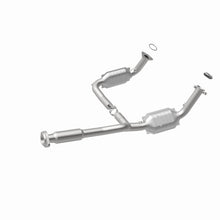 Load image into Gallery viewer, MagnaFlow Direct Fit Catalytic Converter 05-06 GMC Envoy XL Denali