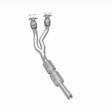 Load image into Gallery viewer, MagnaFlow Direct Fit Catalytic Converter 02-05 Golf 2.8L Underbody