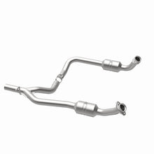 Load image into Gallery viewer, MagnaFlow Direct Fit Catalytic Converter 2009-2014 E-150 4.6 L Underbody